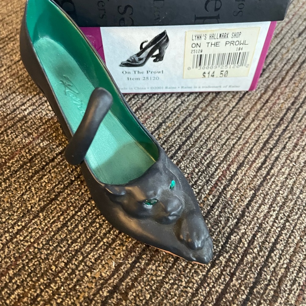 Just the Right Shoe “On the Prowl” collectible. Comes with box and certificate